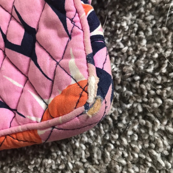 vera bradley wristlet - Picture 7 of 8